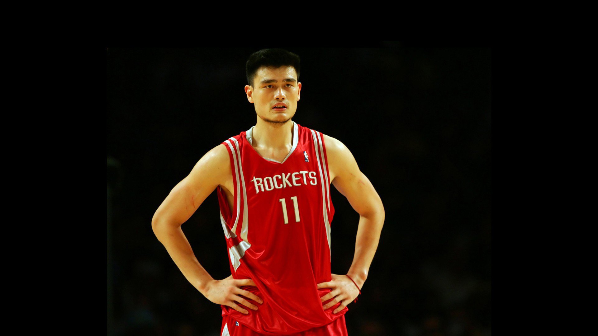 “全明星集结！明星投手、击球手火力全开，激烈角逐冠军”，明星投篮视频