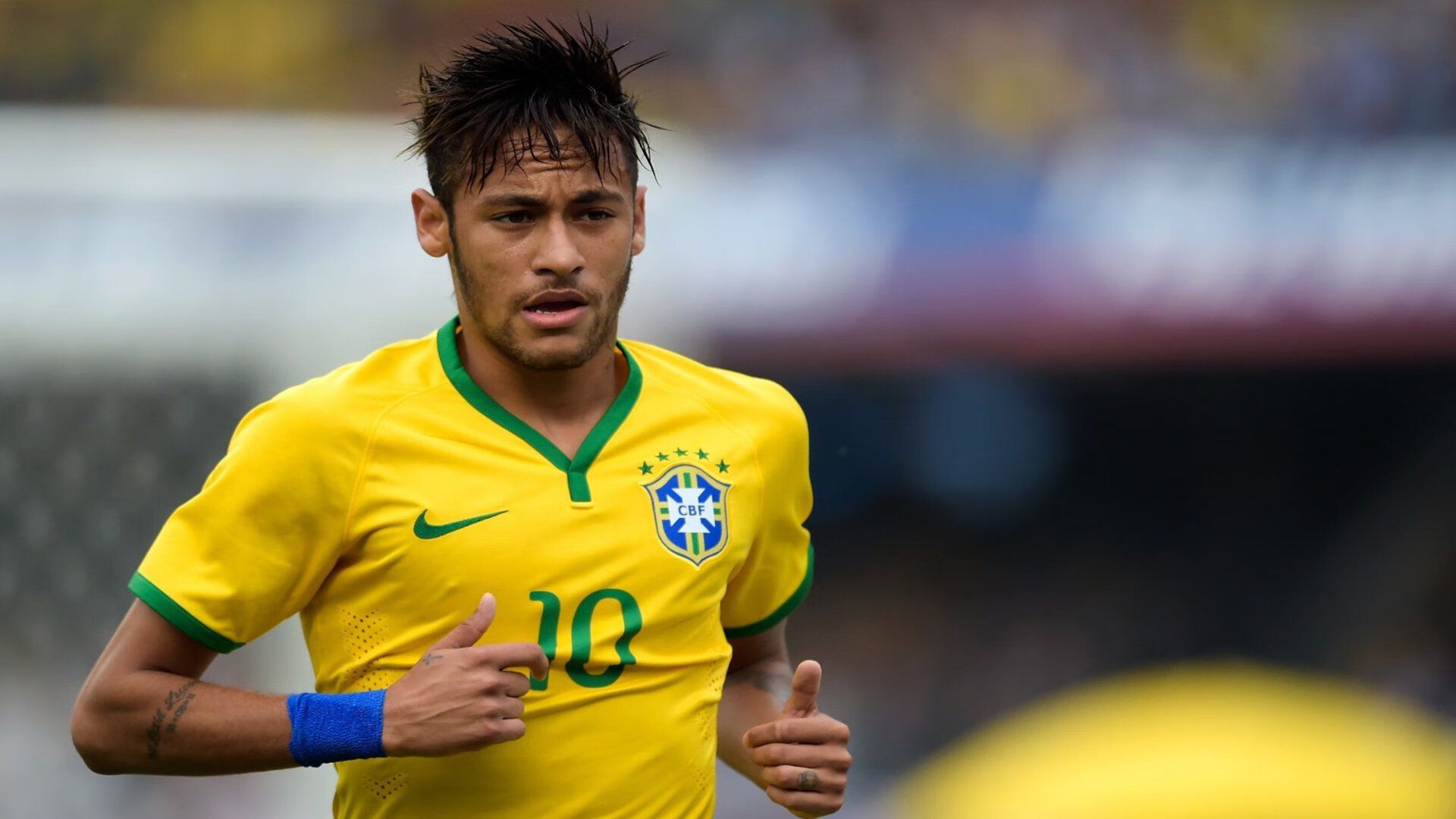 体育新闻中心逆袭冠军之路，体育夺冠新闻